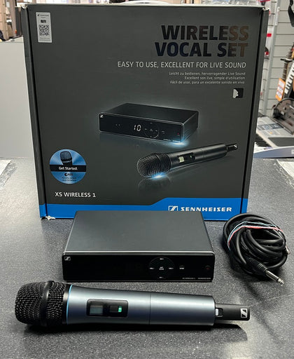 Sennheiser XSW 1-825 Wireless Handheld Microphone System - Boxed