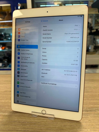 Apple iPad 7th Gen (A2197) - Gold - 32gb