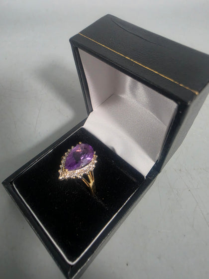 9CT Gold Ring Large Purple Stone 3.2G Size O