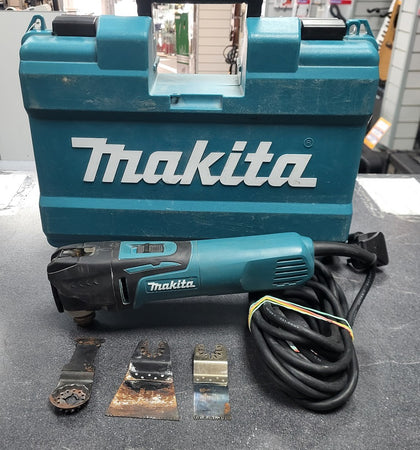 Makita TM3010CK Multi Tool With Box and Bits