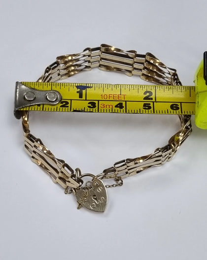 9ct gold Gate Bracelet