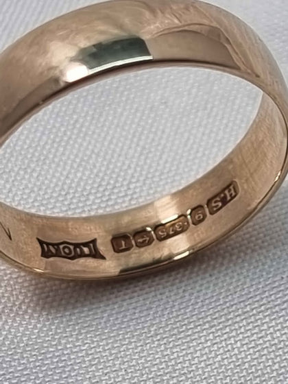 9ct Yellow Gold Wedding Band Ring - Size N - 2.40 Grams