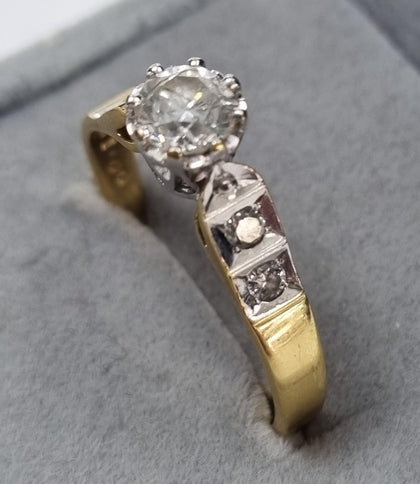 18ct GOLD DIAMOND RING 1CT 