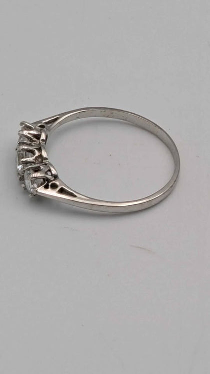 9ct White Gold Three Stone Oval Moissanite Ring - Size N - 1.41 Grams