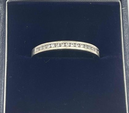 9ct White Gold Ring - T