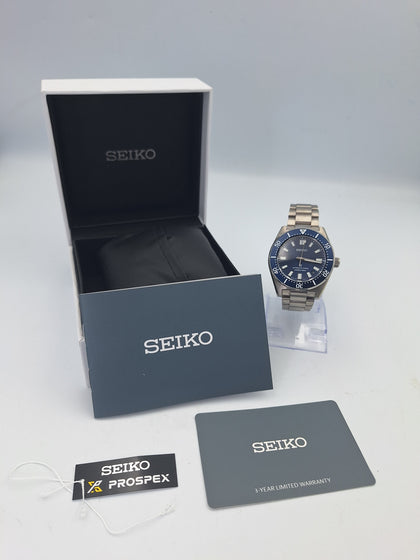 Seiko prospex diver scuba 6R55-00G0 date automatic mens watch with box, papers, links and warranty card
