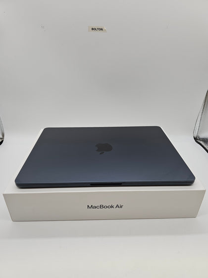 Apple Macbook Air M2 2022