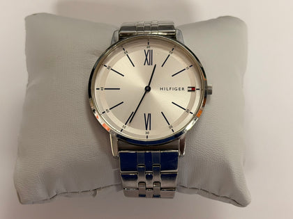 *Tommy Hilfiger Watch