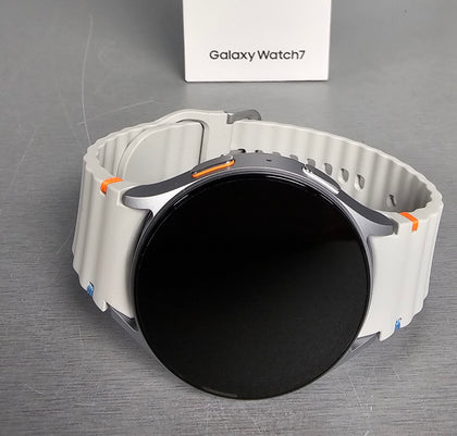 **January Sale** Samsung Galaxy Watch7 LTE (44mm) Silver