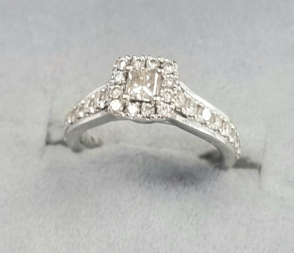 Vera Wang 18ct White Gold 0.69ct Diamond Princess Shaped Halo Ring Size J