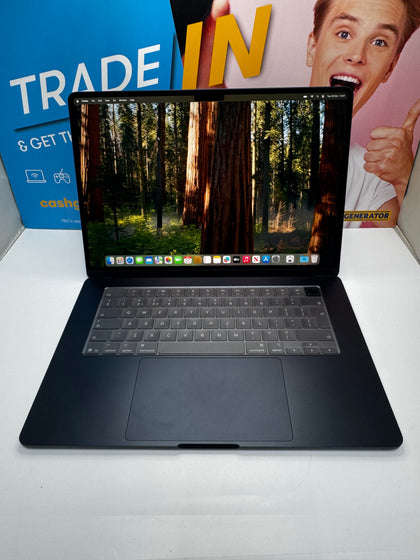 Apple MacBook Air (A3241) - 2025 - M4 - 15