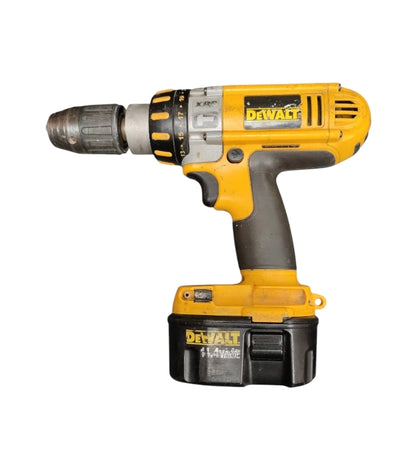 DeWalt DC935 Drill w/batteries, charger and case