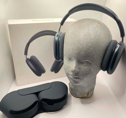 AirPods Max with Smart Case