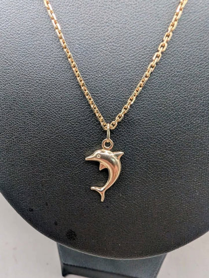 9ct Yellow Gold Necklace Chain With Dolphin Pendant - 5.19 Grams - 20