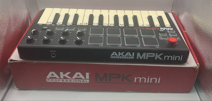 Akai MPK Mini Compact Keyboard and Pad Controller