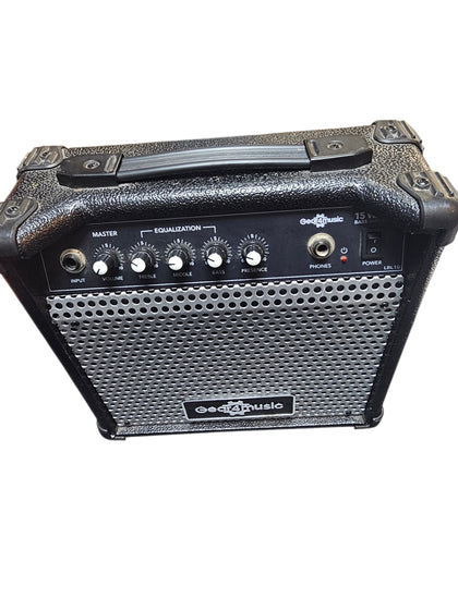 Gear4music 15 Watt Bass Amplifier