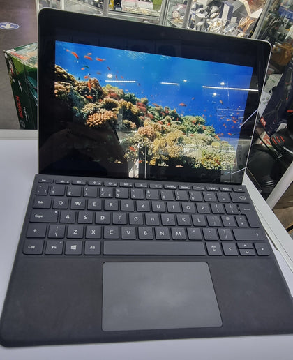 MICROSOFT SURFACE GO. WINDOWS 10 64GB 1.6GHZ QUAD CORE 8GBRAM