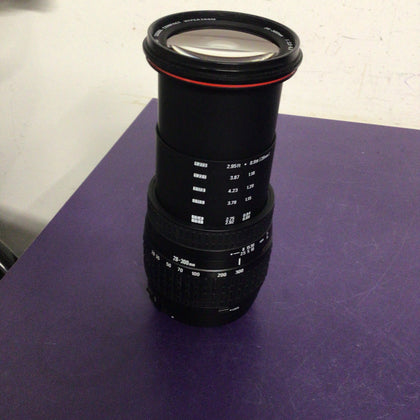 Sigma Compact Hyperzoom 28-300mm Lens
