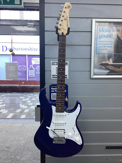 Yamaha pacifica  pac012