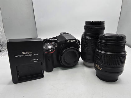 nikon camera d5200 plus 2 lenses