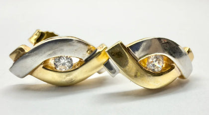 9ct yellow and white gold stud earrings
