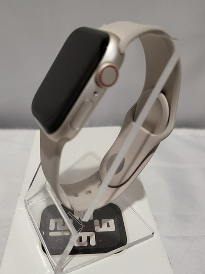 Watch SE 2nd Gen Cellular, Starlight Aluminium, 40mm with S/M Star Sports Band
