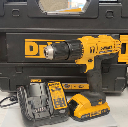 DeWalt DCD776 18V Li Ion Cordless Combi Drill w/2.0AH battery,charger and case.