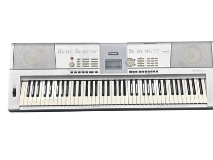 Yamaha DGX-205 Keyboard