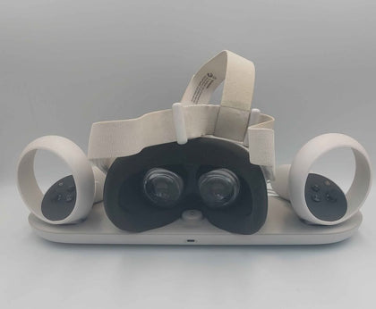 Meta/Oculus Quest 2 VR Headset 128GB with Controllers & charring dock unboxed white