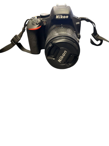 Nikon D3500 Camera + AF-P DX 18-55mm Lens