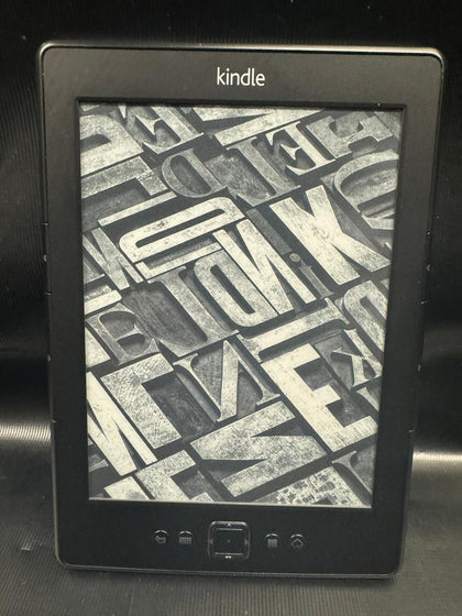 Amazon Kindle 4 Wi-Fi (2011).