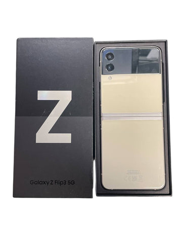galaxy z flip 3  128GB *BOXED*