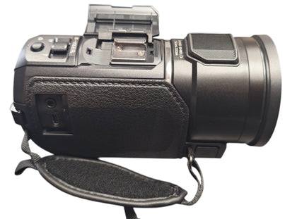 Panasonic HC-V900 Full-HD Handheld Camcorder **Boxed**