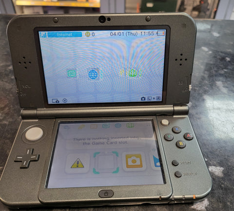 New Nintendo 3DS XL Handheld Console Metallic Black