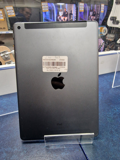 Apple iPad 7th Gen (A2198) 10.2” 32GB - Space Grey, Unlocked.