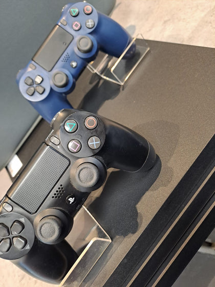 Playstation 4 Pro Console 1TB Black + 2 controllers
