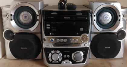 Philips FW-R55 HiFi System with Remote