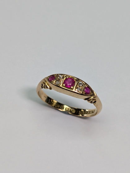 18ct Gold Diamond & Pink Stone Ring