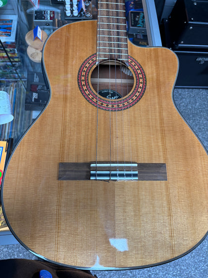 José Ferrer Electro-Acoustic Guitar (Missing String)