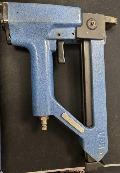 pneumatic heavy wire stapler 14/32