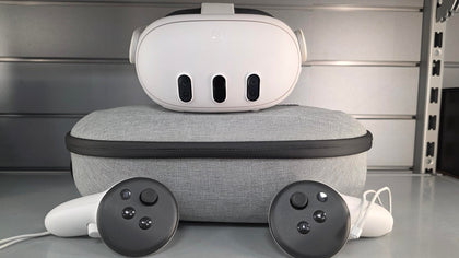 Meta Quest 3 - 512GB + Elite strap + Case