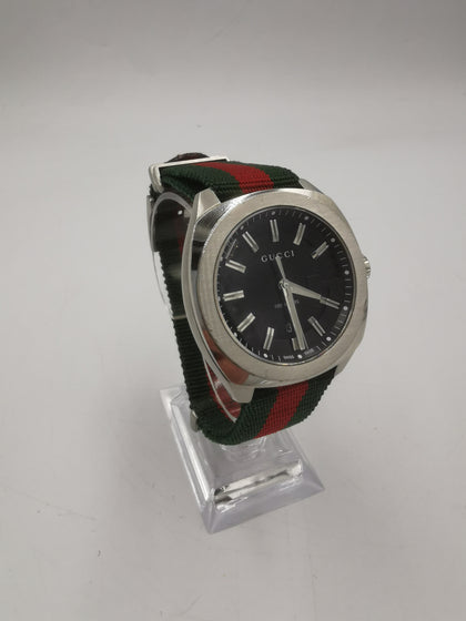 Gucci GG2570 YA142305 Men's Watch Red Green Nylon Strap Black Dial