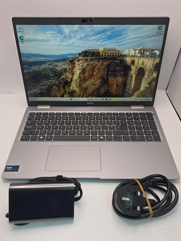 DELL Latitude 5550 Vpro ULTRA  7 165U 32GB RAM 512SSD - FULLY TESTED - FREE P&P