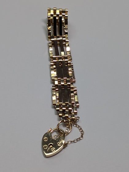 9ct gold 4 bar gate bracelet