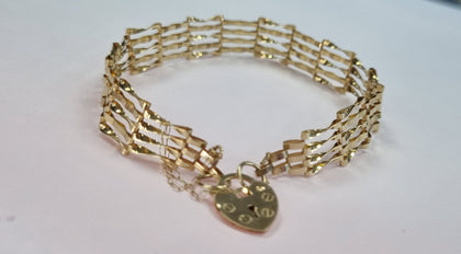 9ct gold gate bracelet 7