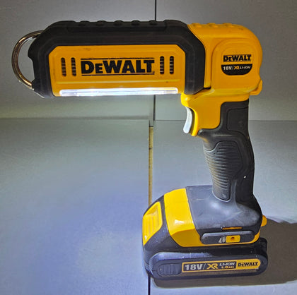 DeWalt DCL050 18v XR Cordless LED Hand Held Area Light + 1.5ah Battery
