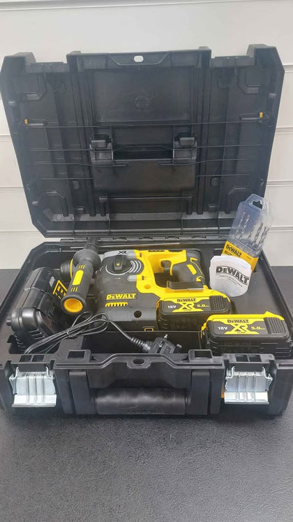 DeWALT DCH73 ROTARY HAMMER DRILL 2×BATTERY'S + CHARGER & DRILL BITS WITH CARRY CASE