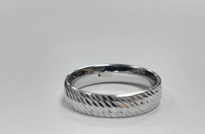 Beautiful 9ct White Gold Patterned Ring - 1.24G - M/N - Hallmarked