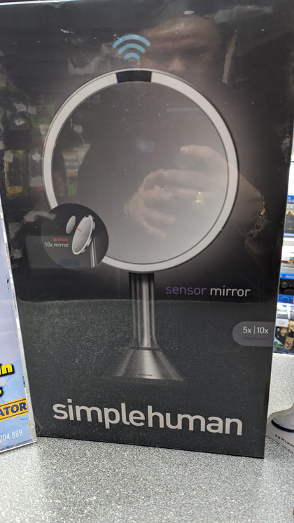 SIMPLEHUMAN SENSOR MIRROR BRAND NEW PRESTON STORE