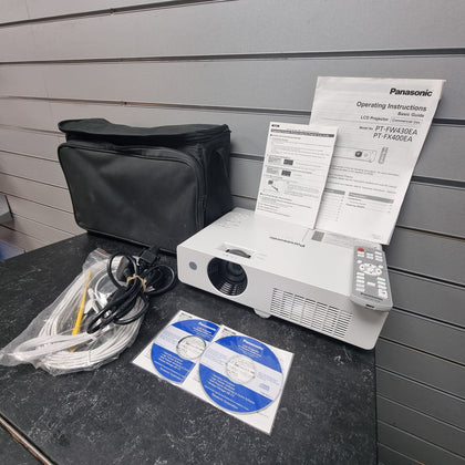 Panasonic PT-LX26 XGA Projector (pt-lx26)